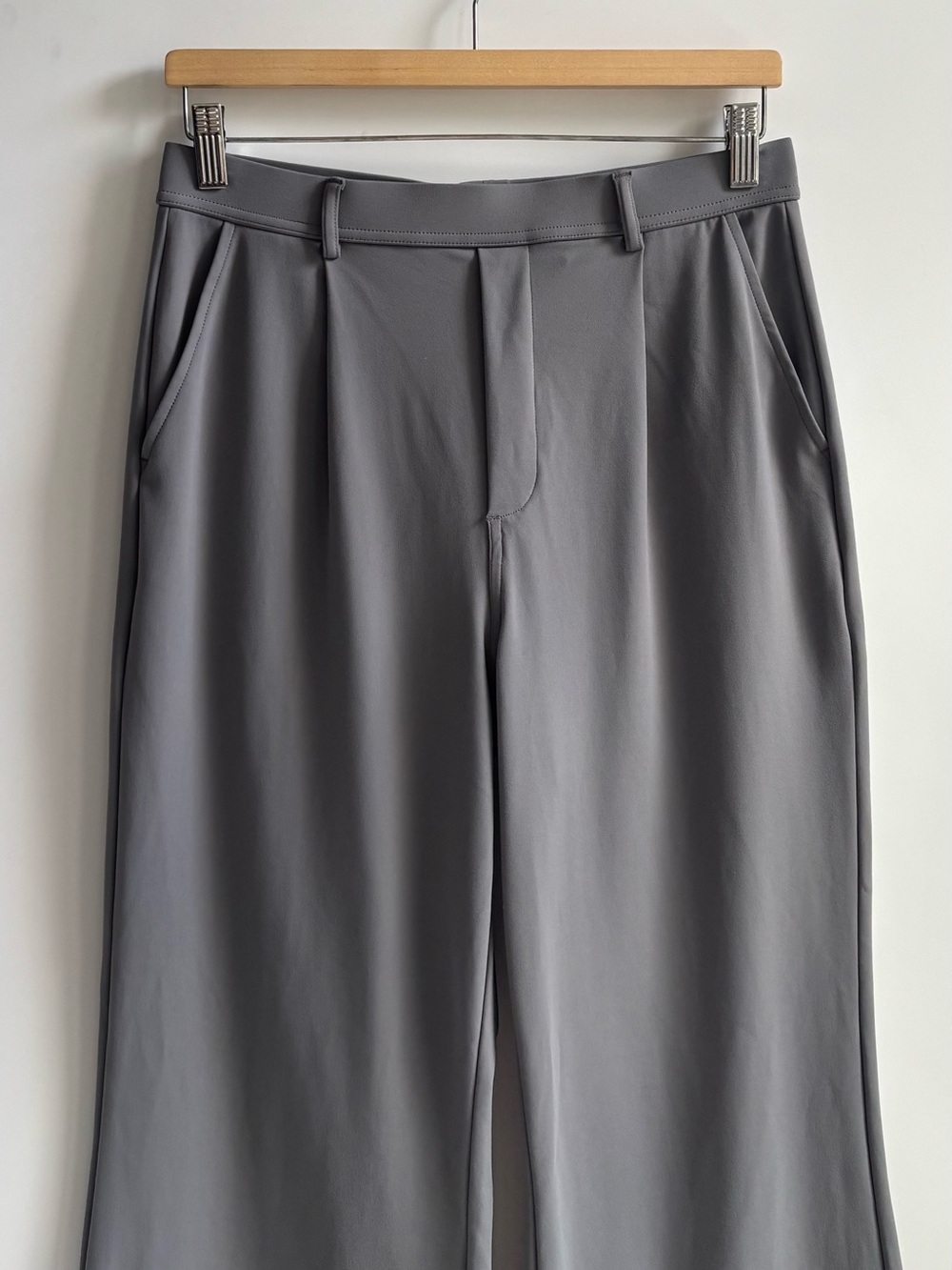 Halara Flex Day Stretch High Waisted Pocket Work Flare Pants Silent Storm Gray - Picture 3 of 16